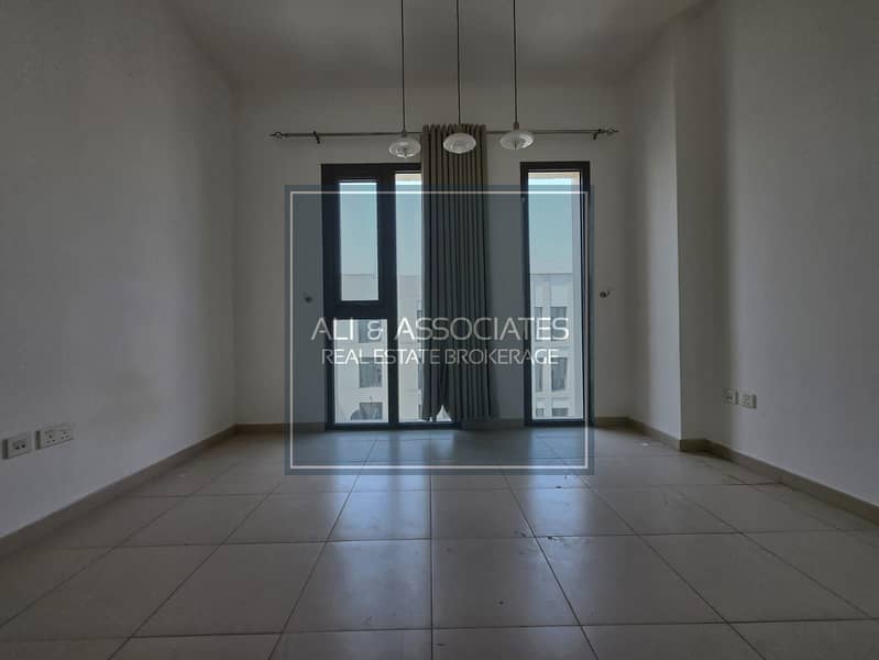 6 Bedroom. jpeg