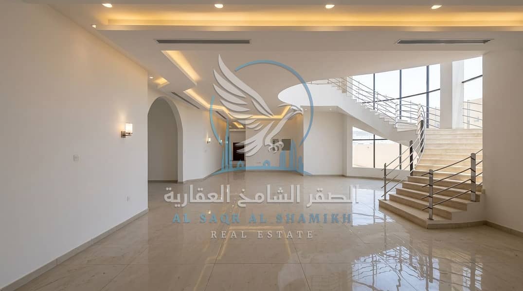 4 فيلا للإيجار في الرحمانية 27000 قدم مربع Villa for Rent in Al Rahmaniya 27000 Sq Ft 1. jpeg