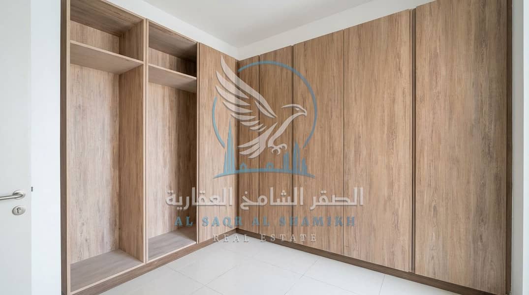 13 فيلا للإيجار في الرحمانية 27000 قدم مربع Villa for Rent in Al Rahmaniya 27000 Sq Ft 11. jpeg