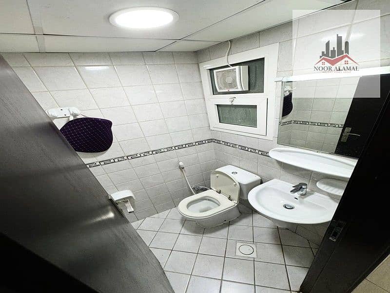 18 c559fc45-bed9-489d-8ed2-121e6e4c85ff. jpg