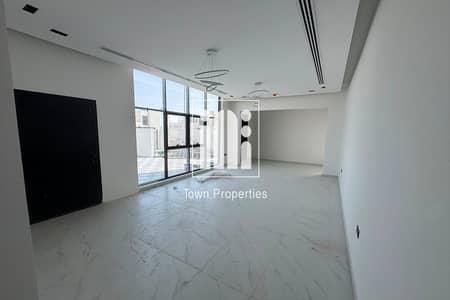 4 Slaapkamers Villa te Koop in Al Shamkha, Abu Dhabi - 01. jpg 4 Slaapkamers Villa te Koop in Al Shamkha, Abu Dhabi - 01. jpg
