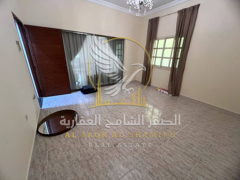 4 fyla-for-rent-3-bedroom-alrfaaa-alsharqa-living-room-26. jpg