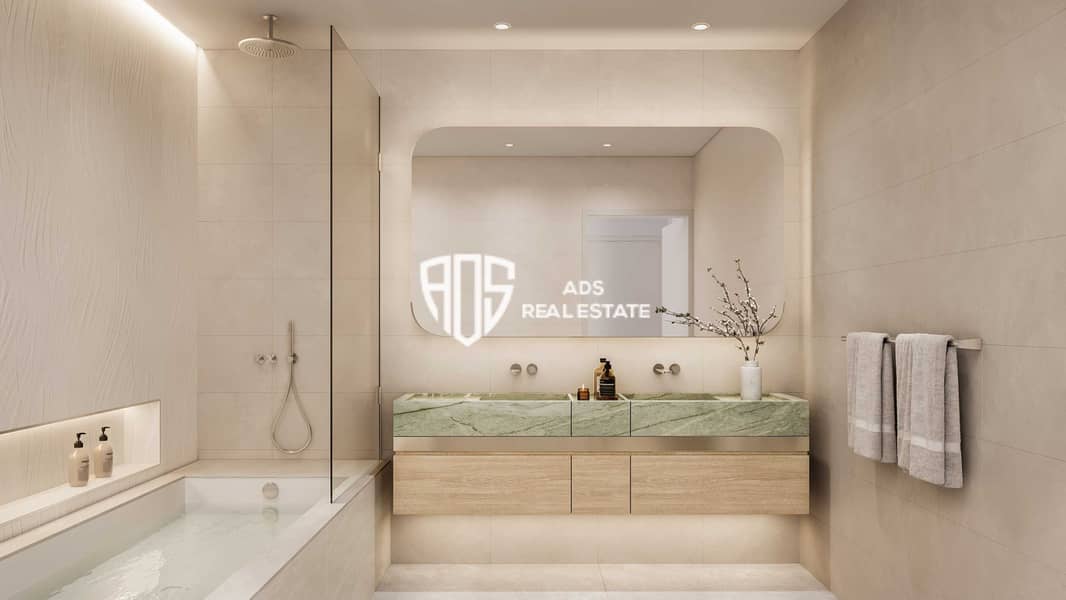 5 Palm Central Int 3BDR_Bathroom. jpg