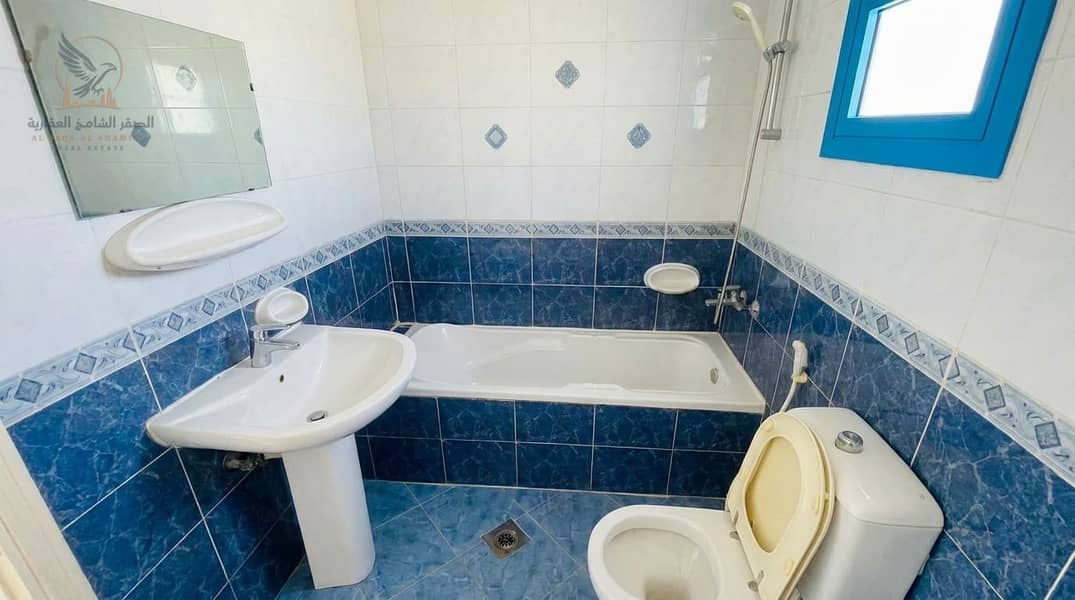 10 Enhancing_real_estate_listing_ph…_20260913173108. jpeg