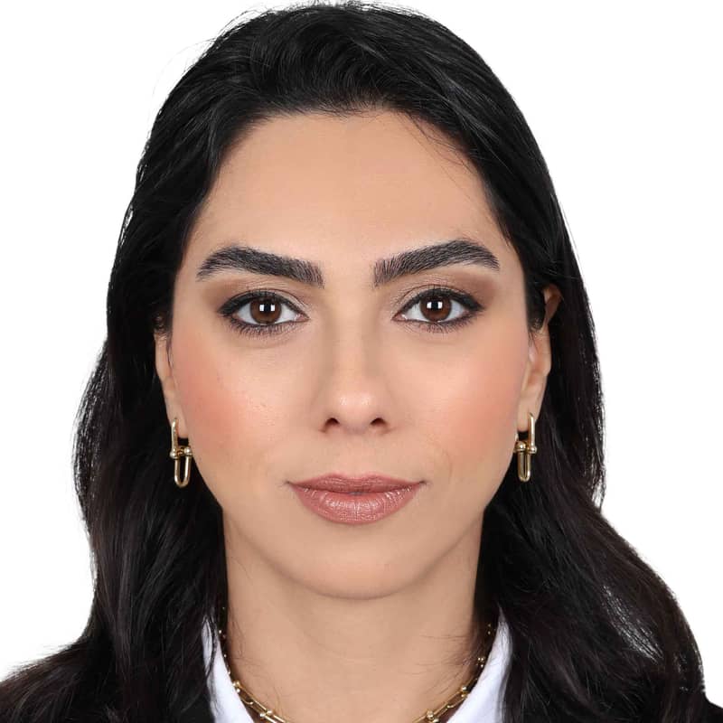 Niloofar Vakil