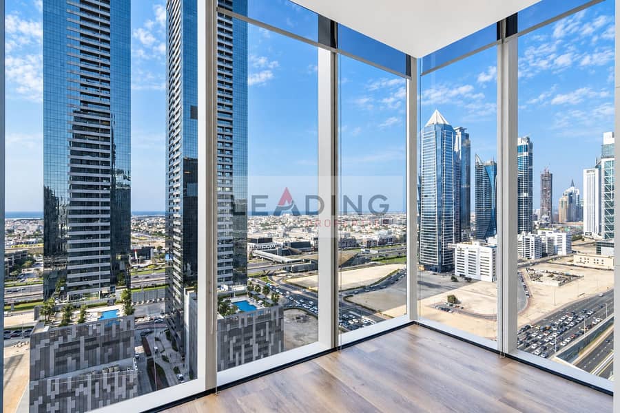 3 Crisp Corner Office Skyline View. png