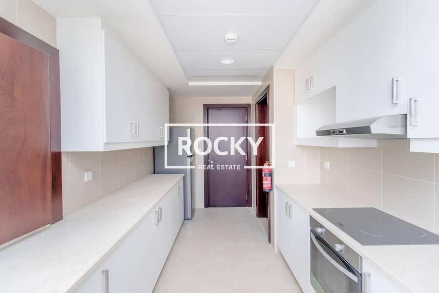 3 Rocky Real Estate - Te-com - API Tower - Apartment (2 of 22). JPG