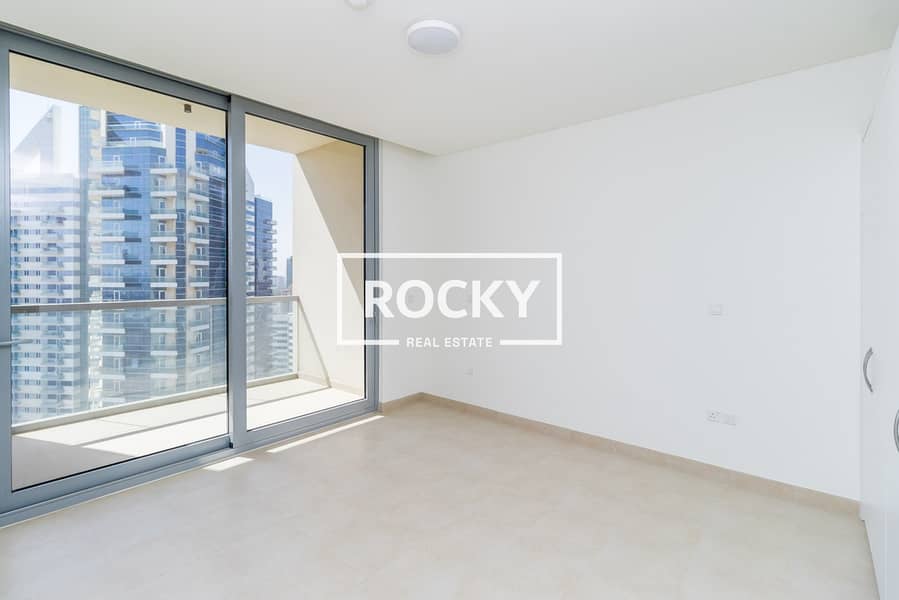 11 Rocky Real Estate - Te-com - API Tower - Apartment (18 of 22). JPG
