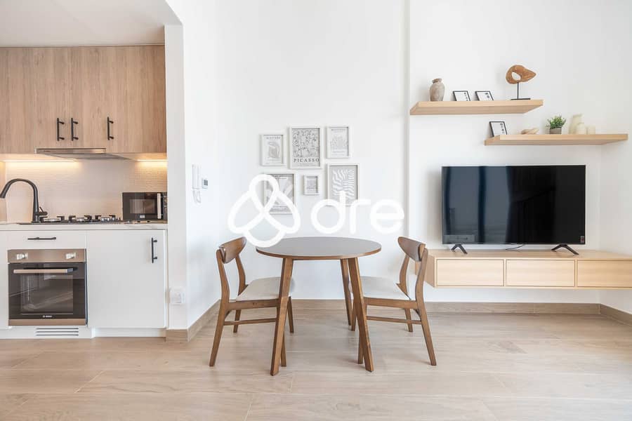 11 414 Liva, Town Square9. jpg