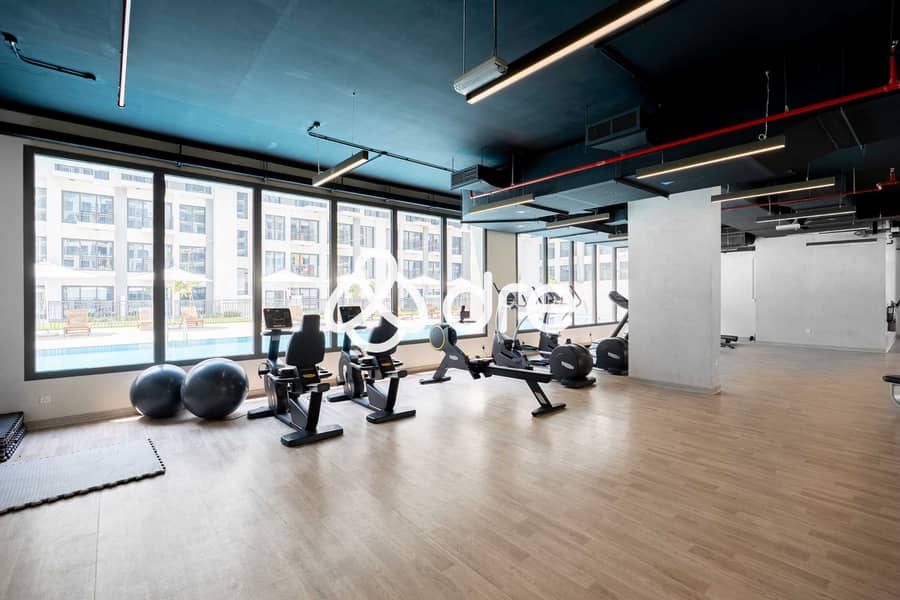 24 414 Liva, Town Square21. jpg