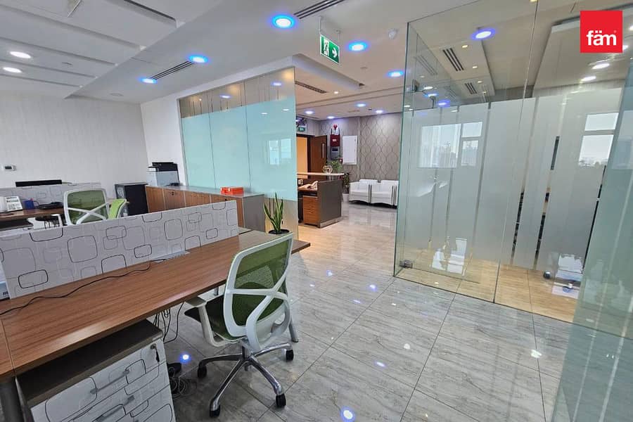 Büro in Business Bay,Executive Towers,Executive Tower D (Aspect Tower), 360000 AED - 16497752 Büro in Business Bay,Executive Towers,Executive Tower D (Aspect Tower), 360000 AED - 16497752