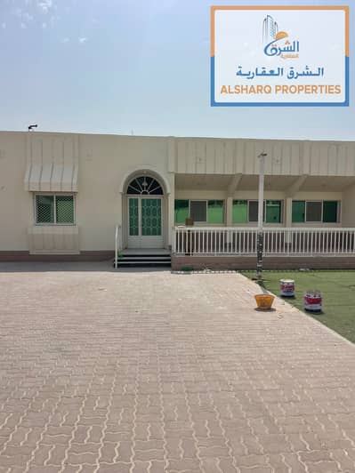 4 Slaapkamers Villa te Huur in Wasit Suburb, Sharjah - WhatsApp Image 2026-09-13 at 6.22. 32 PM. jpeg 4 Slaapkamers Villa te Huur in Wasit Suburb, Sharjah - WhatsApp Image 2026-09-13 at 6.22. 32 PM. jpeg