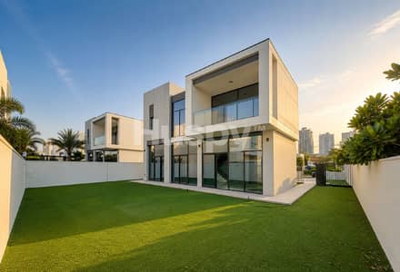 5 Bedroom Villa for Rent in Al Furjan, Dubai - Corner Unit | Opposite Pool | Vacant