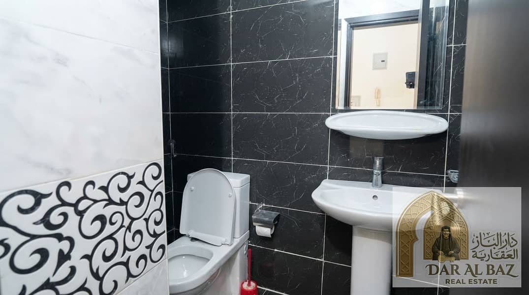 8 Real_estate_photo_cleanup_20260913233908. jpeg