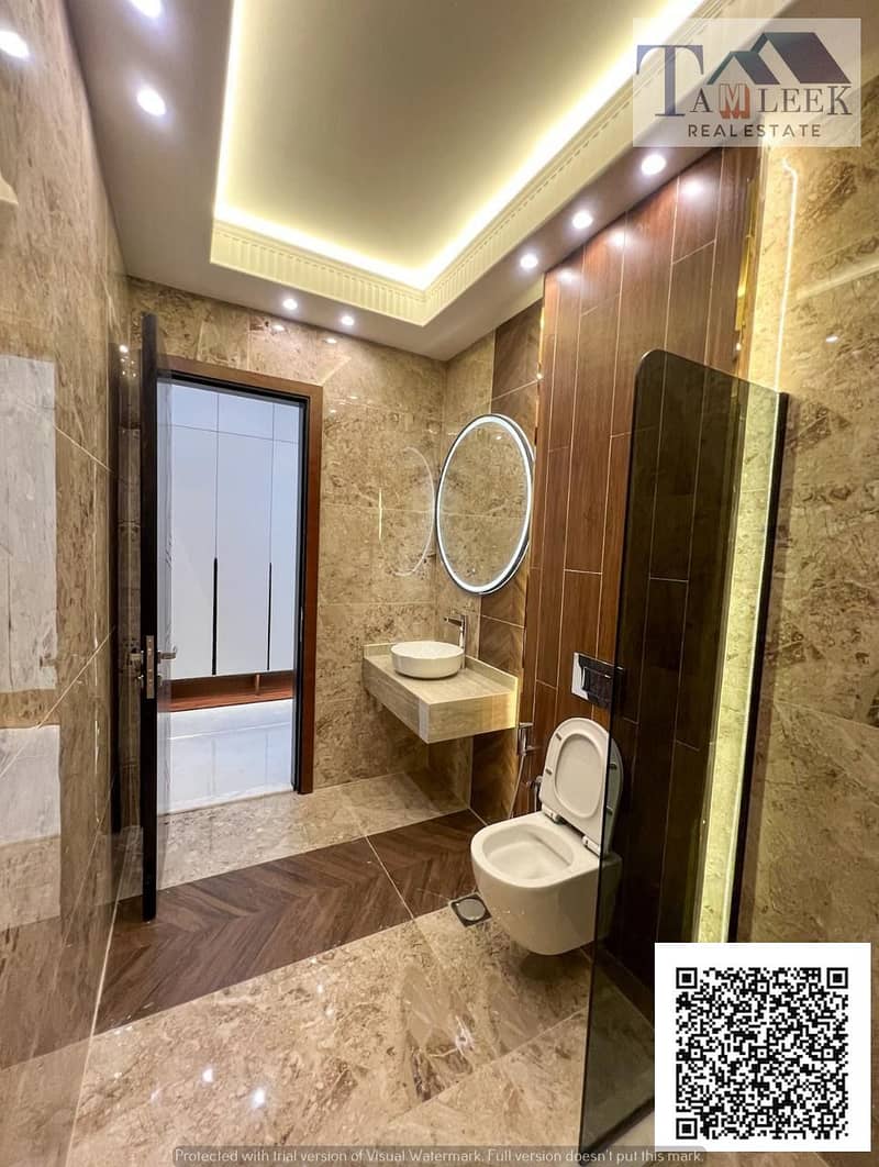 19 49c382ac-74f5-4b1d-b4e2-c219aed0e2df. jpg