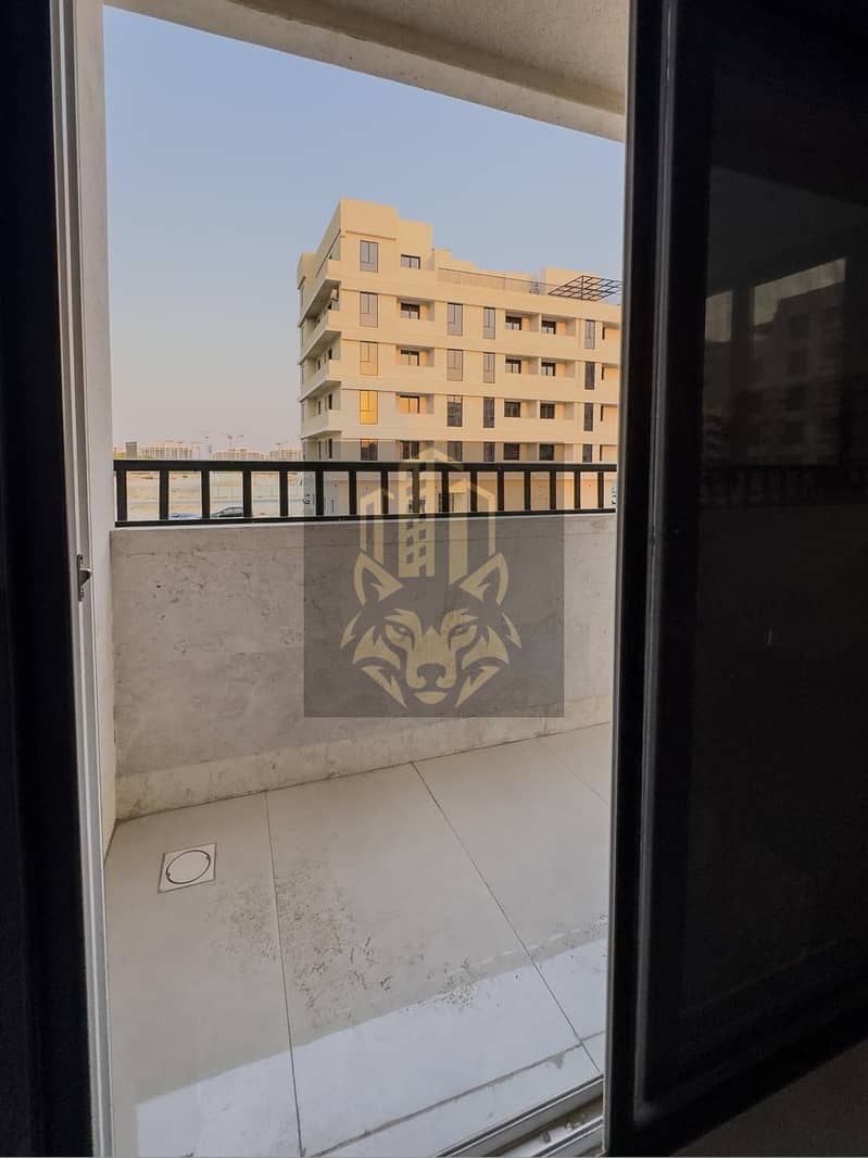 10 ثقبص. jpeg