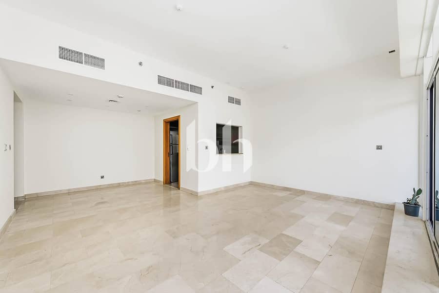 3 images image img
