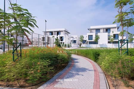 4 Bedroom Villa for Sale in Ajmal Makan City - Sharjah Waterfront, Sharjah - WhatsApp Image 2026-09-12 at 10.57. 07. jpeg 4 Bedroom Villa for Sale in Ajmal Makan City - Sharjah Waterfront, Sharjah - WhatsApp Image 2026-09-12 at 10.57. 07. jpeg