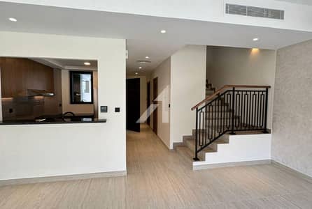 4 Camere Townhouse in vendita a DAMAC Lagoons, Dubai - image_0 4 Camere Townhouse in vendita a DAMAC Lagoons, Dubai - image_0