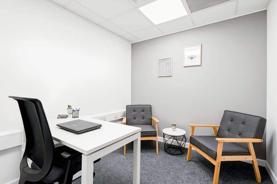 10 Regus_Pluto House_UK_Centre 6049_office 4. jpg