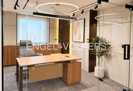 Office for Rent in Business Bay, Dubai - Furnished | High Floor | 4 Parkings | Vacant