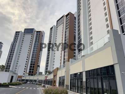 Shop para en Alquiler en Meydan, Dubai - Azizi Beachfront 1. jpeg