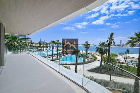 4 Camere Penthouse in vendita a Palm Jumeirah, Dubai - living room balcony. jpg 4 Camere Penthouse in vendita a Palm Jumeirah, Dubai - living room balcony. jpg