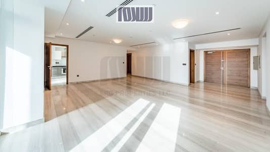 4 Bedroom Apartment for Rent in Sheikh Zayed Road, Dubai - Living area. jpg