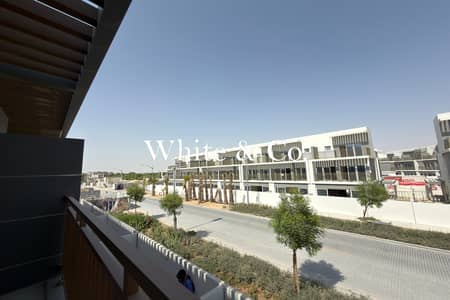 4 Slaapkamers Townhouse te Huur in DAMAC Hills 2 (Akoya by DAMAC), Dubai - Rijwoning in DAMAC Hills 2 (Akoya by DAMAC),Verona, 4 slaapkamers, 120000 AED - 16499509 4 Slaapkamers Townhouse te Huur in DAMAC Hills 2 (Akoya by DAMAC), Dubai - Rijwoning in DAMAC Hills 2 (Akoya by DAMAC),Verona, 4 slaapkamers, 120000 AED - 16499509