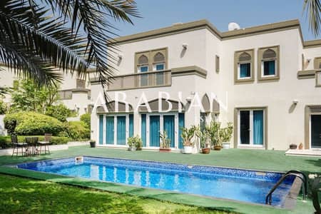 5 Bedroom Villa for Rent in Jumeirah Park, Dubai - Stunning Upgraded Villa | Private Pool | Huge Plot