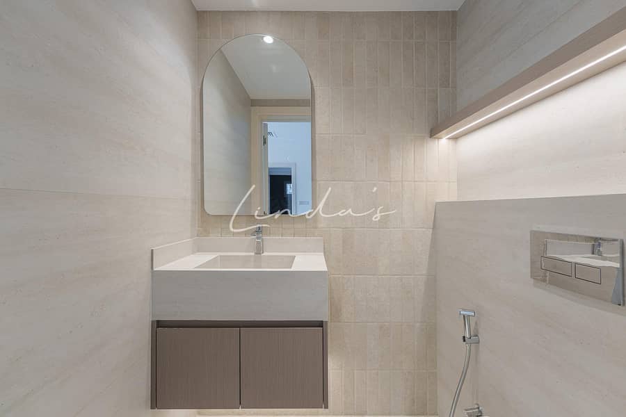 8 images image img