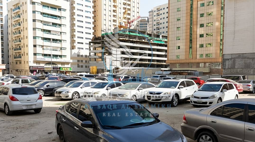 2 باركنج للإيجار في الخان Parking Area for Rent in Al Khan 2. jpeg