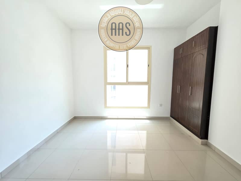 1000855095. jpg 1000855095. jpg
