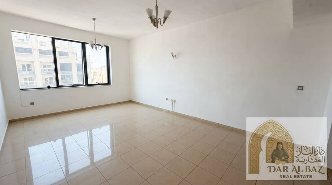 2 Cleaning_floor_dirt_in_property_20260914015312. jpeg