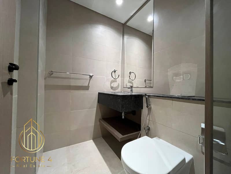 12 WhatsApp Image 2026-09-14 at 1.01. 58 PM (4). jpeg
