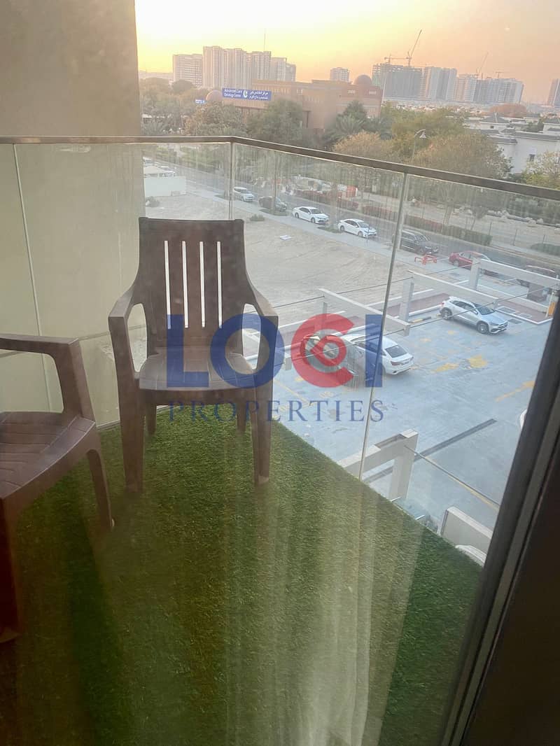 9 09. jpeg