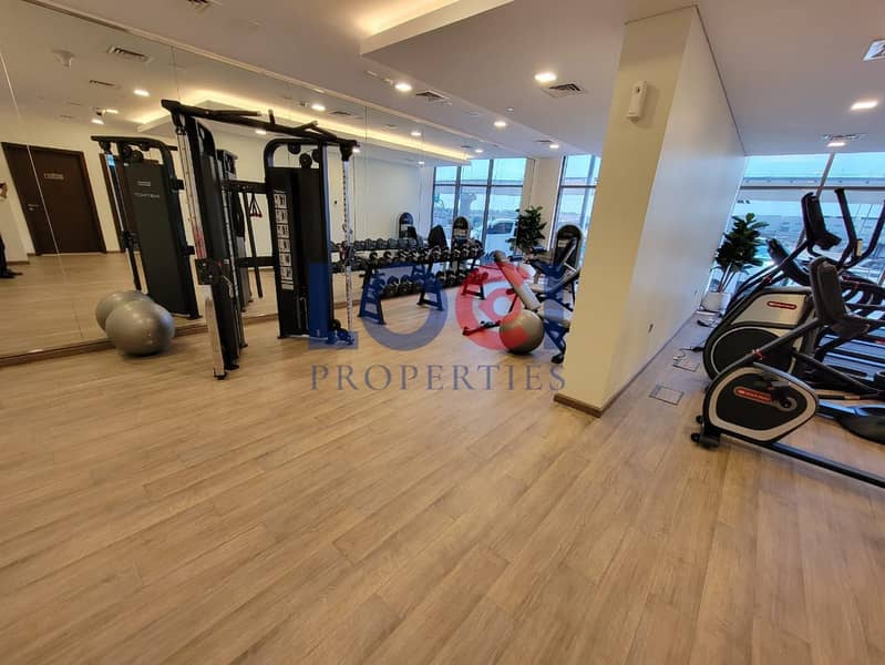 15 z Gym 02 person. jpeg