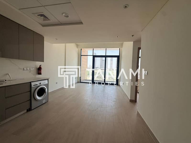 Vacant | Spacious Layout | Prime Location Vacant | Spacious Layout | Prime Location