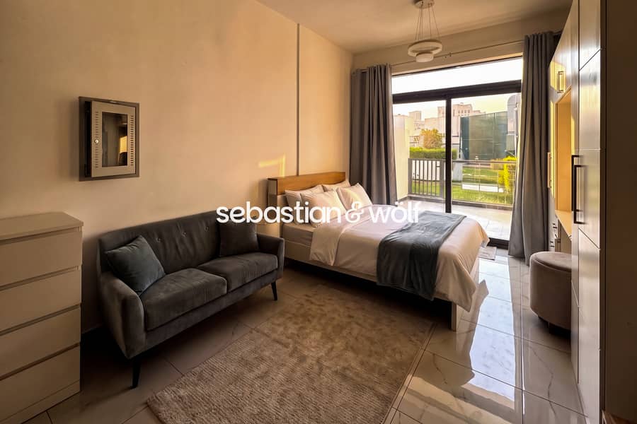 2 02_Clean_Living_Sleeping_Area_Terrace_View. jpg