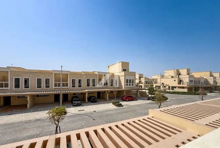4 Slaapkamers Townhouse te Huur in DAMAC Lagoons, Dubai - image_0