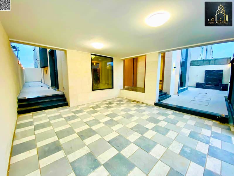 2 bd289bb0-5e80-4d6c-b023-68f316bbf4a7. jpg
