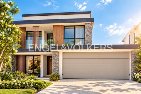 5 Bedroom Villa for Sale in Tilal Al Ghaf, Dubai - Large Plot | View Today | Close to Park |