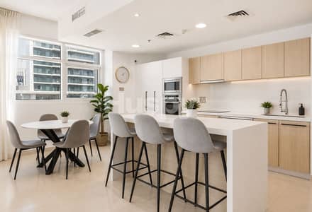 2 habitaciones Apartamento para en Venta en Dubai Marina, Dubai - Apartamento en Dubai Marina,Yacht Bay, 2 dormitorios, 2375000 AED - 16509363 2 habitaciones Apartamento para en Venta en Dubai Marina, Dubai - Apartamento en Dubai Marina,Yacht Bay, 2 dormitorios, 2375000 AED - 16509363