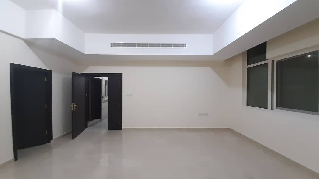 شقة في مركز محمد بن زايد مدينة محمد بن زايد 1 غرف 37000 درهم - 4515252