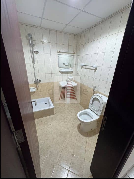 8 Screenshot 2025-02-11 at 19-52-40 Apartment Spacious ONE BEDROOM study “renovated” dubizzle UAE. png