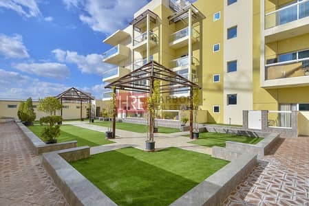 استوديو للايجار في المدينة العالمية، دبي - Fully Furnished Large Studio | Balcony استوديو للايجار في المدينة العالمية، دبي - Fully Furnished Large Studio | Balcony