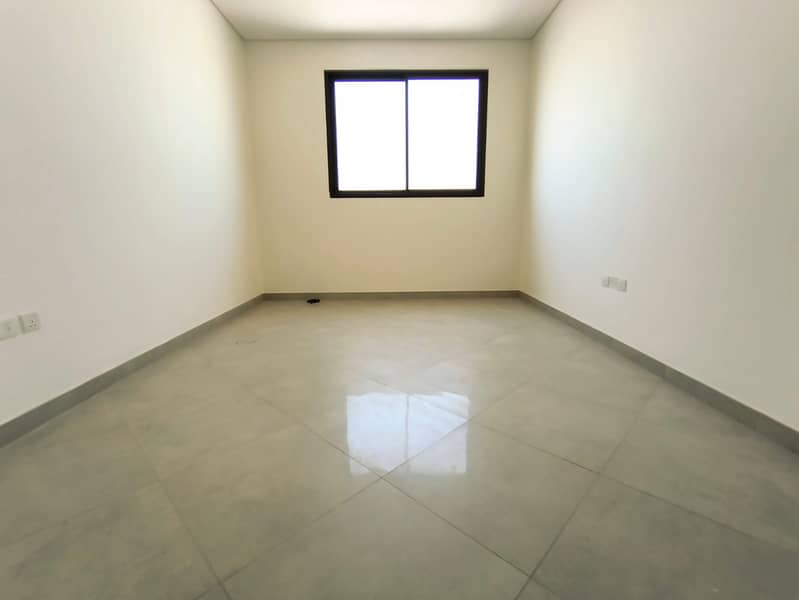 5 44745. jpg