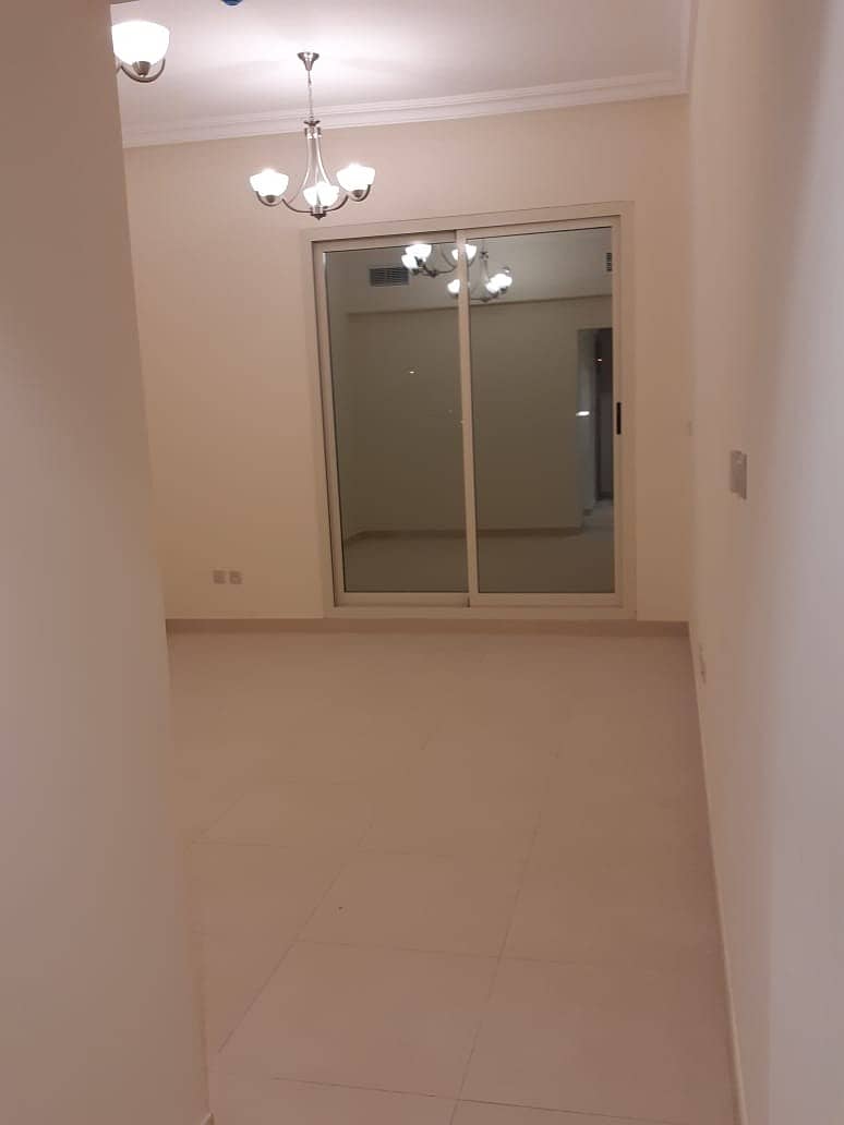 HOT BUILDING BRAND NEW 1 BEDROOM WITH BALCONY FULLY FACILITIES BUILDING FOR RENT IN PHASE 2 WARSAN 4