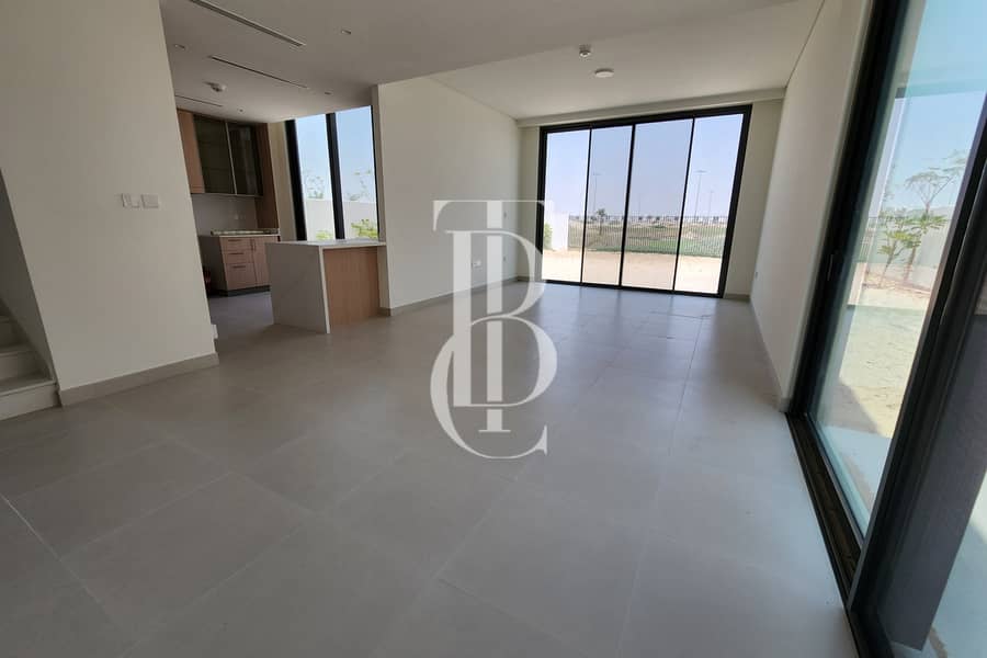 Villa en Dubai South,Emaar South,Fairway Villas, 4 dormitorios, 325000 AED - 16510636 Villa en Dubai South,Emaar South,Fairway Villas, 4 dormitorios, 325000 AED - 16510636