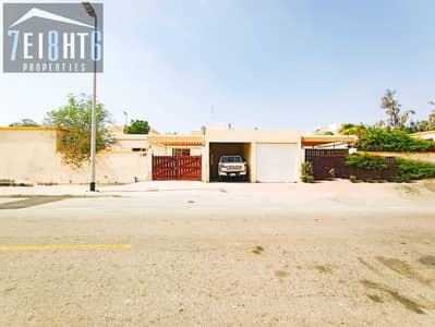 3 Bedroom Villa for Rent in Jumeirah, Dubai - main copy. jpg